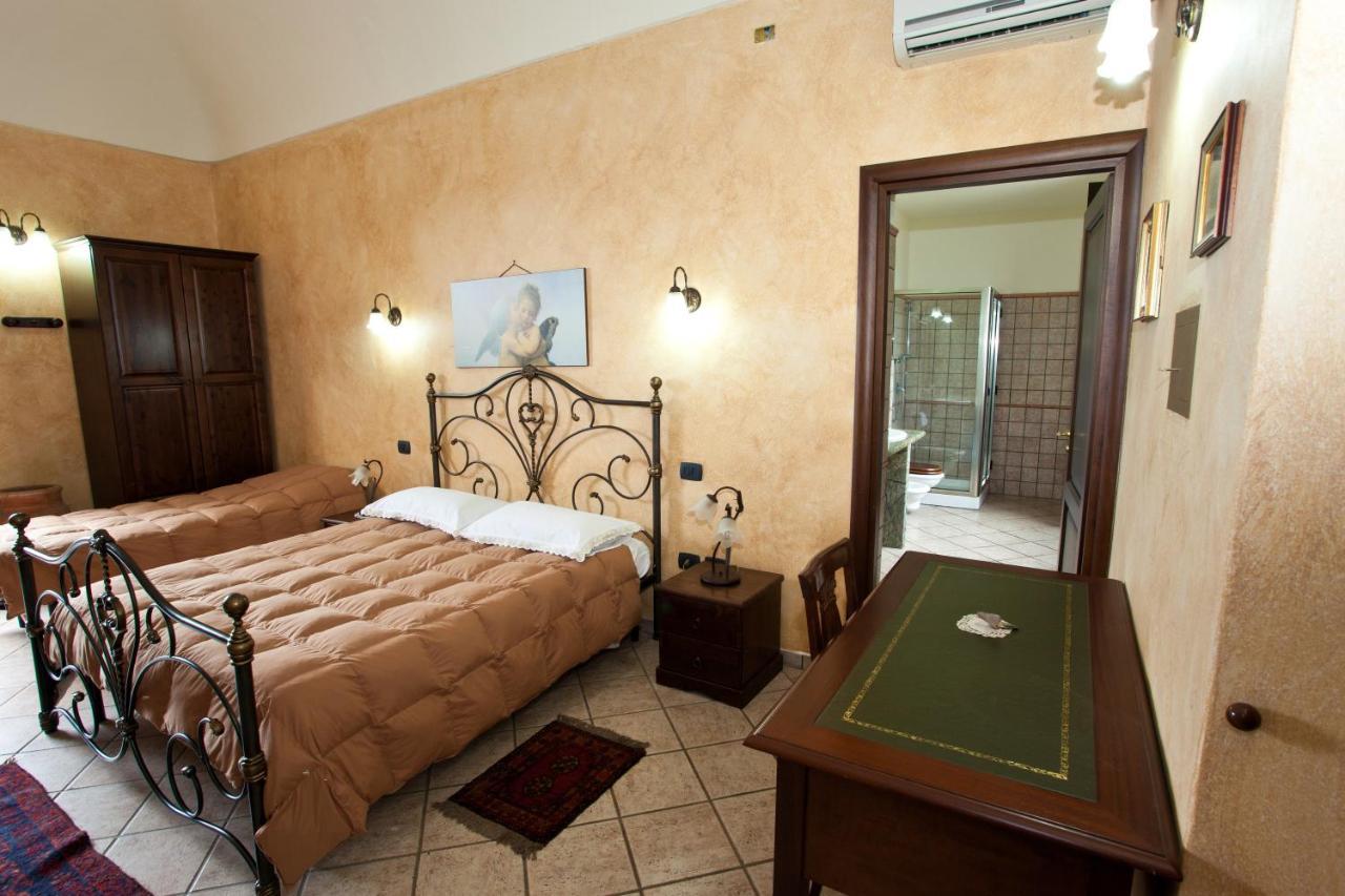 Bed and Breakfast Le Grotte Riposto Exterior foto