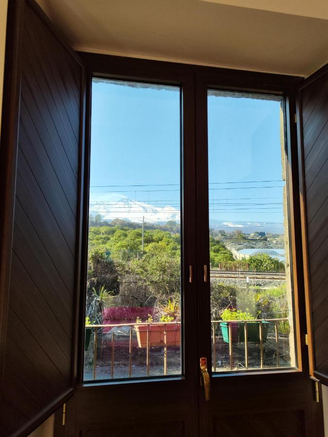 Bed and Breakfast Le Grotte Riposto Exterior foto